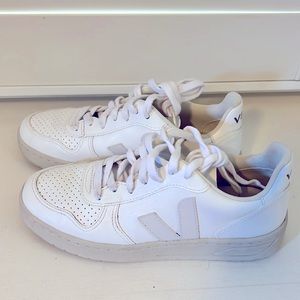 White VEJA sneakers size EU 37